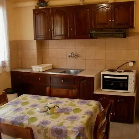 Aparthotel Kantaros