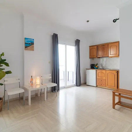 Aparthotel Kantaros
